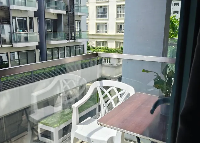 Ldn Secret Crib - Across Naia T3 Airport - Palm Tree *