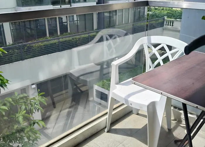 Homestay Ldn Secret Crib - Across Naia T3 Airport - Palm Tree Manila